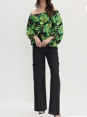 NEW JOSEPH RIBKOFF off the shoulder top in leaf print